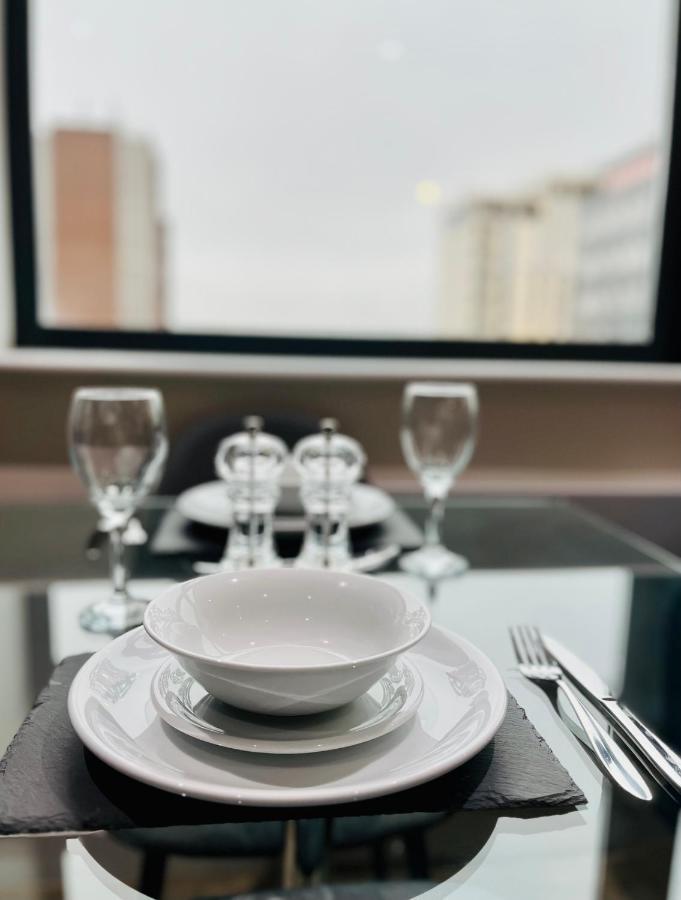 Stylish Studio Apartment Near To Old Trafford Stadium Manchester Exterior foto